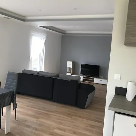 Ferienhaus New Duplex House 6 Km From Bordeaux Center01 *